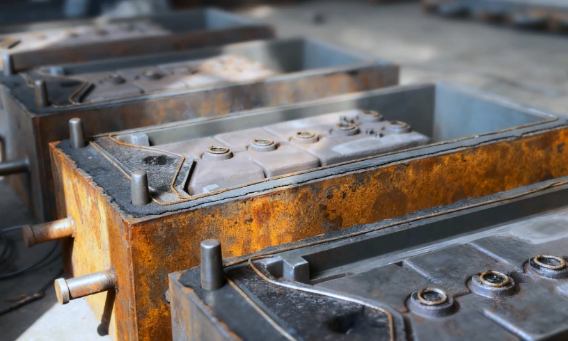 Curing & Mold Assembly@1x.webp